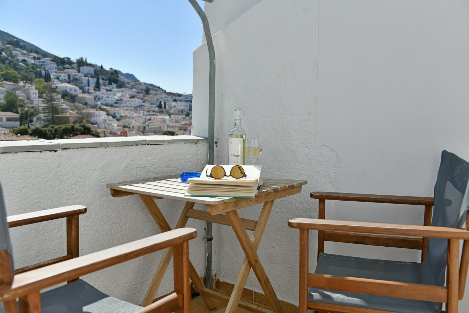 Athina Guesthouse Hydra  Exterior photo