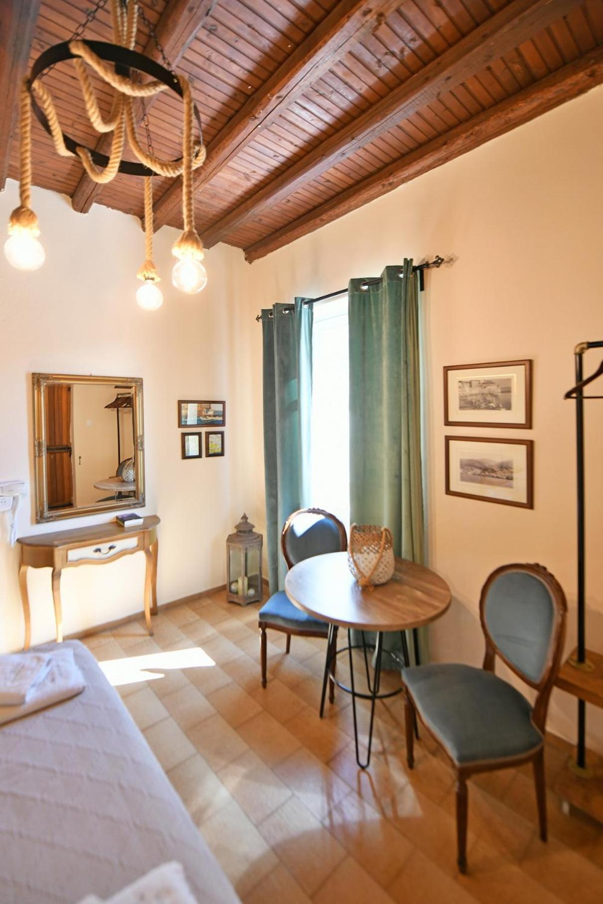 Athina Guesthouse Hydra  Exterior photo