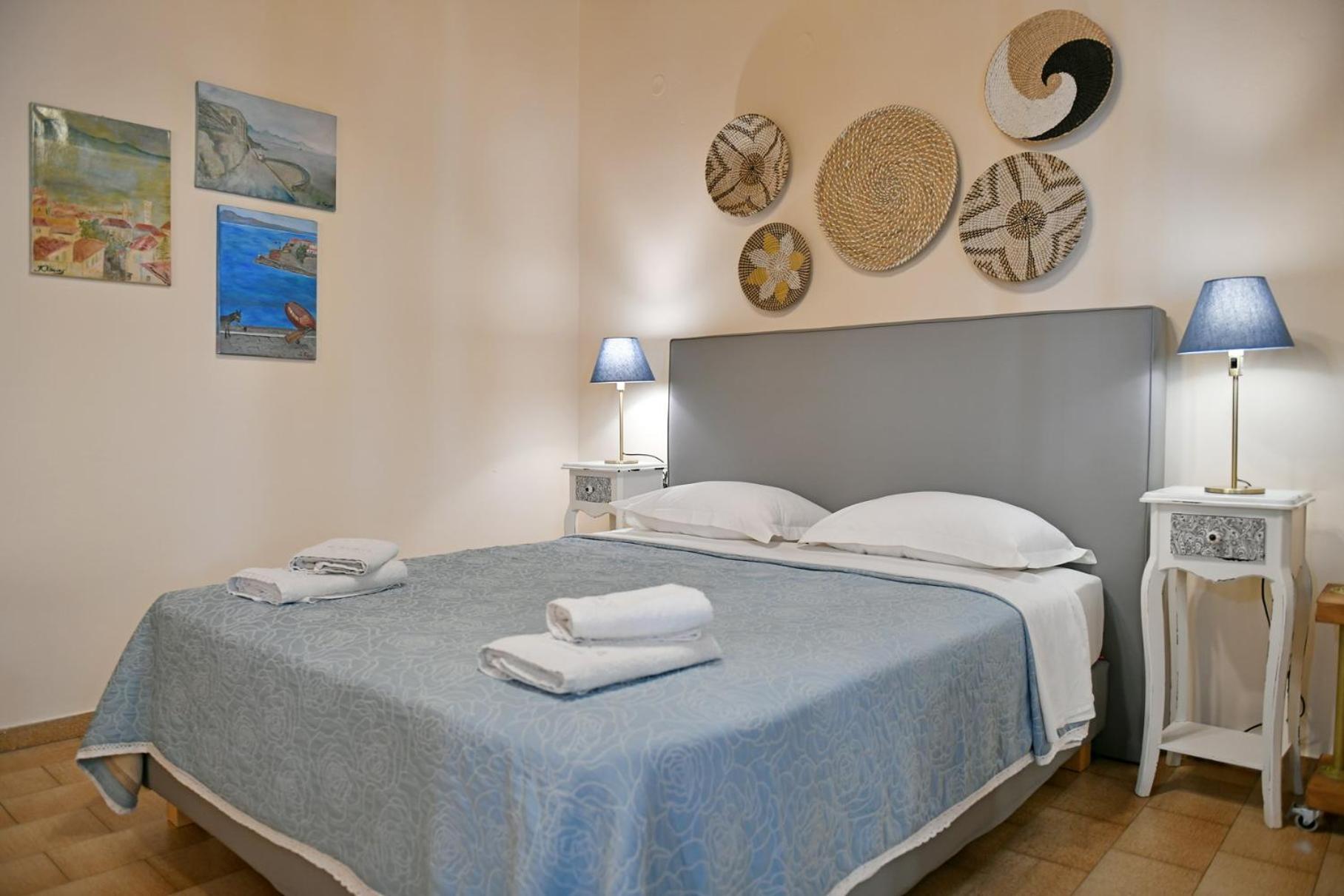Athina Guesthouse Hydra  Exterior photo
